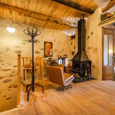 Les Orenetes Vakantiehuis Artesa de Segre